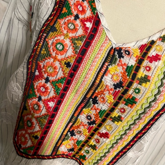 Johnny Was white embroidered blouse size S - Picture 3 of 10